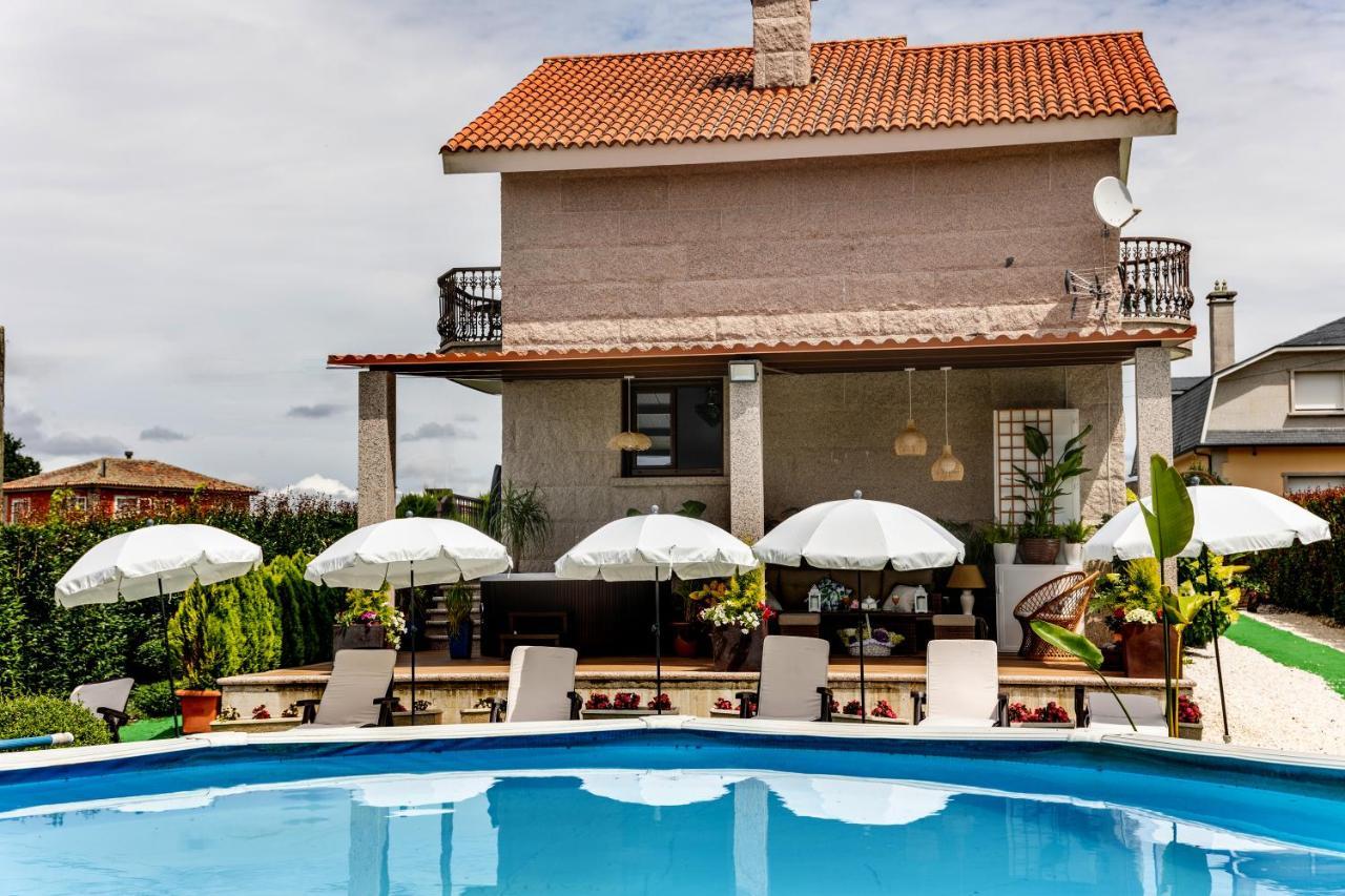 卡尔达斯·德·雷斯Casa Victoria Garden Con Jacuzzi Y Piscina别墅 外观 照片